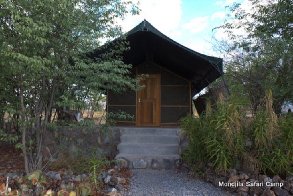 Villa Mondjila Safari Camp Okaukuejo Exterior foto